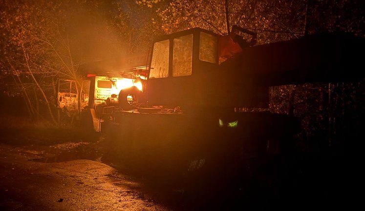 Рашисты атаковали дронами автомобили энергетиков в Черниговской области: есть погибший и раненые. ФОТО