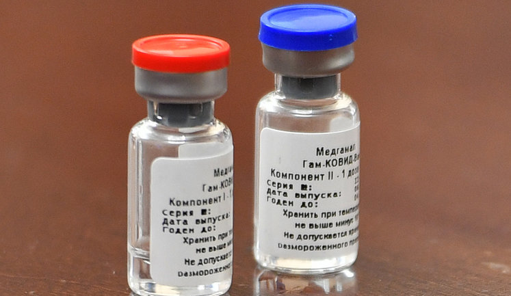 Після вакцинації Sputnik V у РФ помер один з високопосадовців МОЗ Соловйов