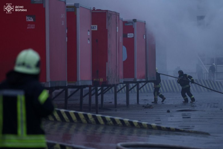 Rescue workers extinguished major fires following shelling in Volyn