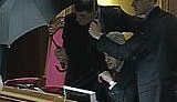 Военные действия в Верховной Раде: яичная атака и дымовые шашки. ВИДЕО.