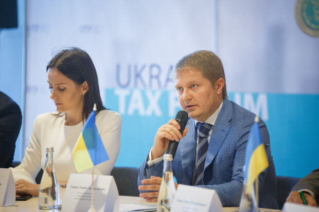 Ще один з роду Єрмака-Татарова-Гмиріна: БЕБ роблять ковчегом для кадрів Януковича 03