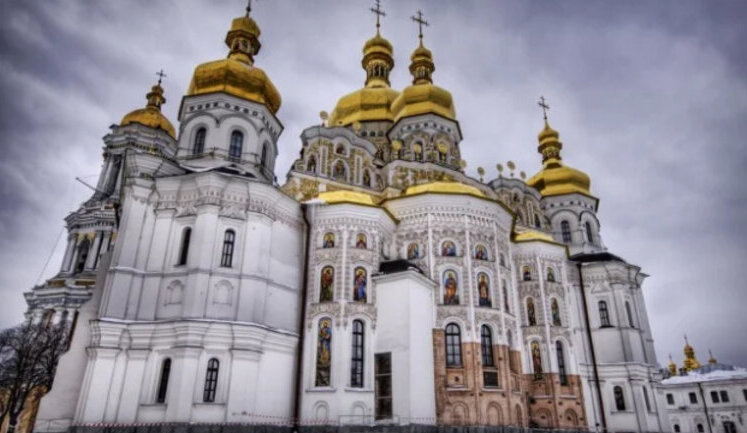 UOC MP stated that Epiphanius does not have permission to serve in Lavra. They say it’s "power grab". VIDEO