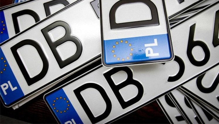 Рада ввела новые условия растаможки евроблях