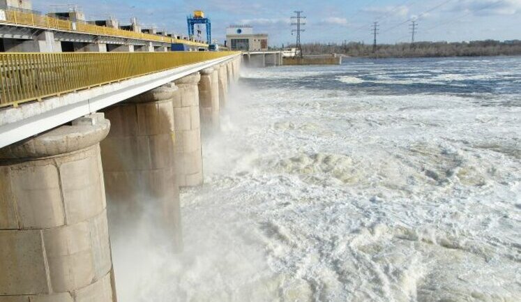 Україні загрожує дефіцит води через дії росіян на Каховській ГЕС, – Шмигаль