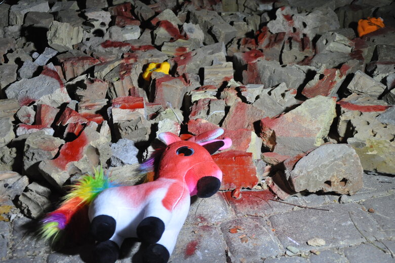 Russia+Iran new axis of evil: у Києві пікетували посольство Ірану через постачання зброї Росії 12