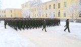 У Росії строковиків змушують укладати контракти та відправляють до кордону