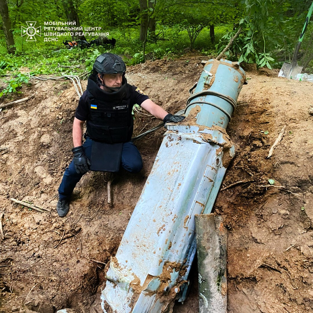 В Киеве обнаружили боевую часть ракеты Х-69 | Цензор.НЕТ