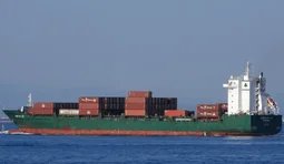 У Чорному морі після атаки дронів затонув контейнеровоз із чотирма українцями на борту