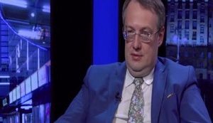 Военнослужащие, которые не будут исполнять приказы президента Зеленского, подлежат немедленной передаче трибуналу, - Геращенко. ВИДЕО