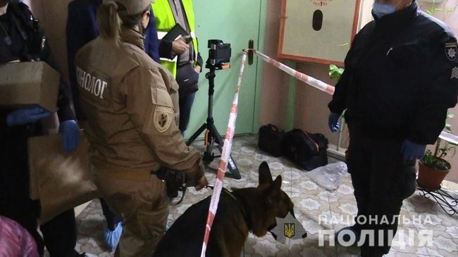 Отец нанес несколько ножевых ранений сыну, а потом поджог его в кровати: в полиции рассказали подробности жуткого убийства 6-летнего ребенка в Киеве 01