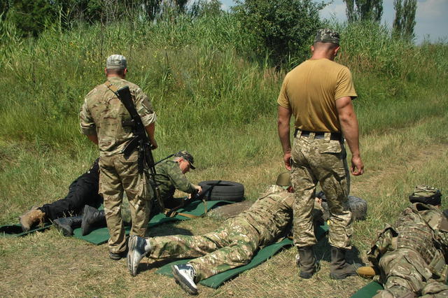 Donetsk region residents trained for territorial defense 02 Donetsk region residents trained for territorial defense 02