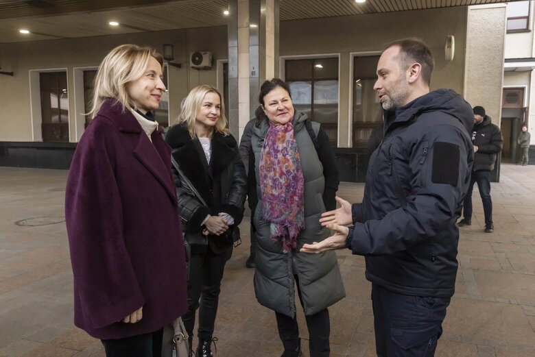 До Києва прибула голова Європейського інвестиційного банку Надя Кальвіньо