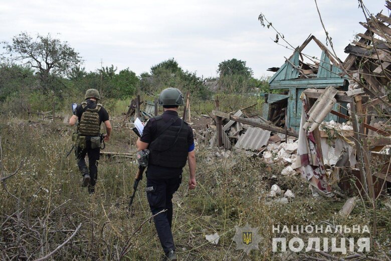 Наслідки ракетного обстрілу Краматорська російськими окупантами 06