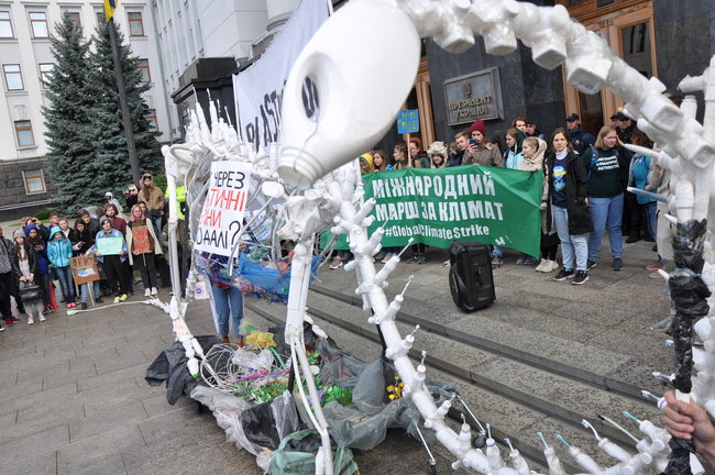 Global Climate Strike held in Kyiv 04