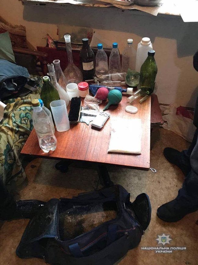 Озброєну злочинну групу наркоторговців затримано на Київщині 05 Озброєну злочинну групу наркоторговців затримано на Київщині 05