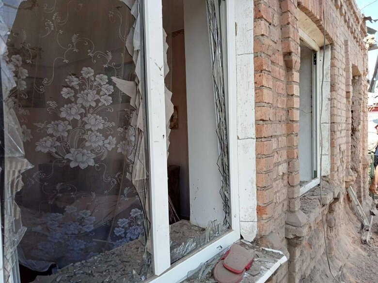 Consequences of enemy shelling of city of Orihiv in Zaporizhia region 01