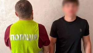 Видавали себе за СБУ: колишній нардеп віддав $32 тисячі двом шахраям у Києві, - прокуратура. ФОТО