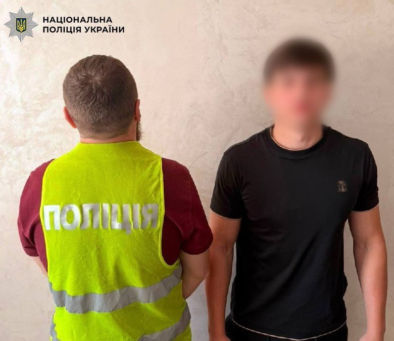 У Києві затримали шахраїв які під виглядом СБУ ошукали ексдепутата