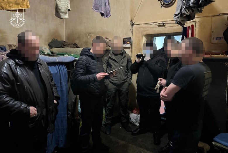 У Київському СІЗО викрили злочинну схему наркотрафіку та вимагань