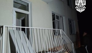 Рашисти масовано атакували дронами Одещину: пошкоджено дитсадок та багатоповерхівки у Чорноморську. ФОТОрепортаж