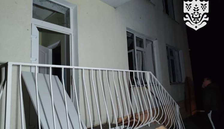 Рашисти масовано атакували дронами Одещину: пошкоджено дитсадок та багатоповерхівки у Чорноморську. ФОТОрепортаж