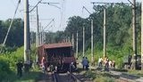 Хозпоезд сошел с рельсов под Киевом. Ряд пассажирских рейсов курсирует с опозданием, - "Укрзализныця"