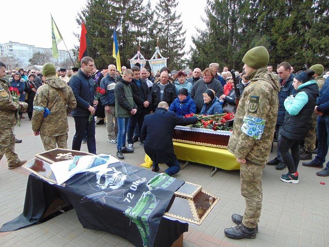 Погибшего на Донбассе воина 72-й ОМБ Богдана Петренко похоронили в Фастове 06