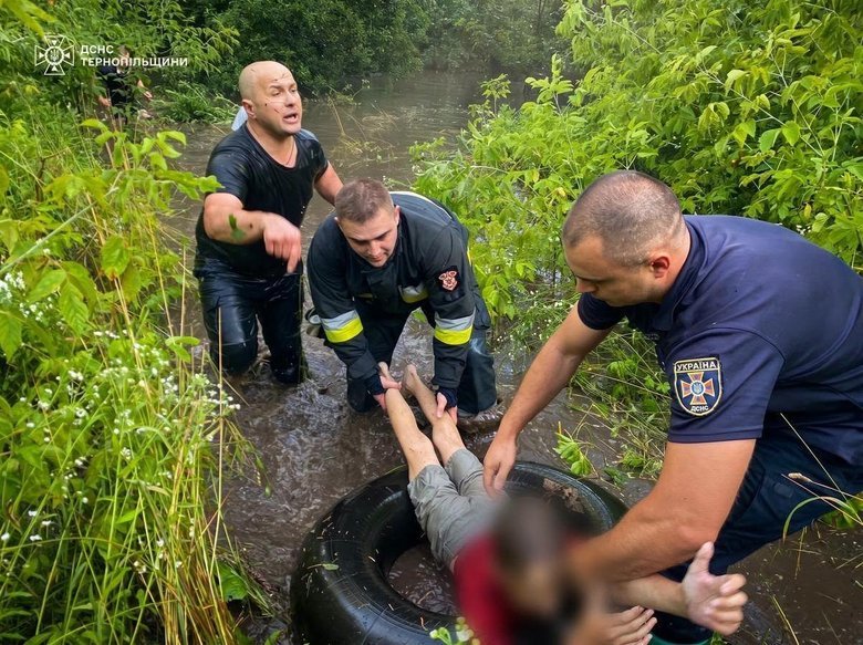 In the Ternopil region, 19 residential buildings and a music school were damaged due to bad weather
