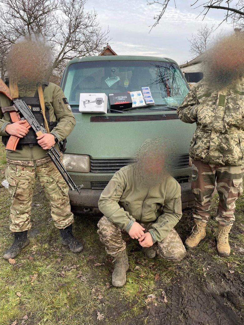 На Бахмутському напрямку - пекельні бої. ЗСУ потрібні квадрокоптери, тепловізори, приціли та рації, - волонтерка Юсупова 02