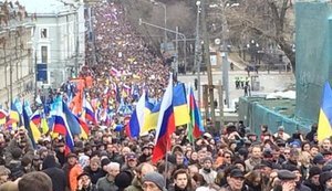 50 тысяч москвичей скандируют: "Слава Украине! Героям Слава!" Митинг против Путина и войны в Крыму. ФОТОрепортаж
