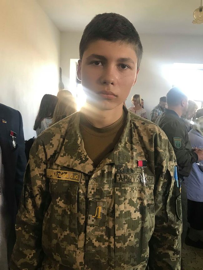 Церемонія нагородження недержавною нагородою Народний герой України відбулася в історичній фортеці Хотин 05