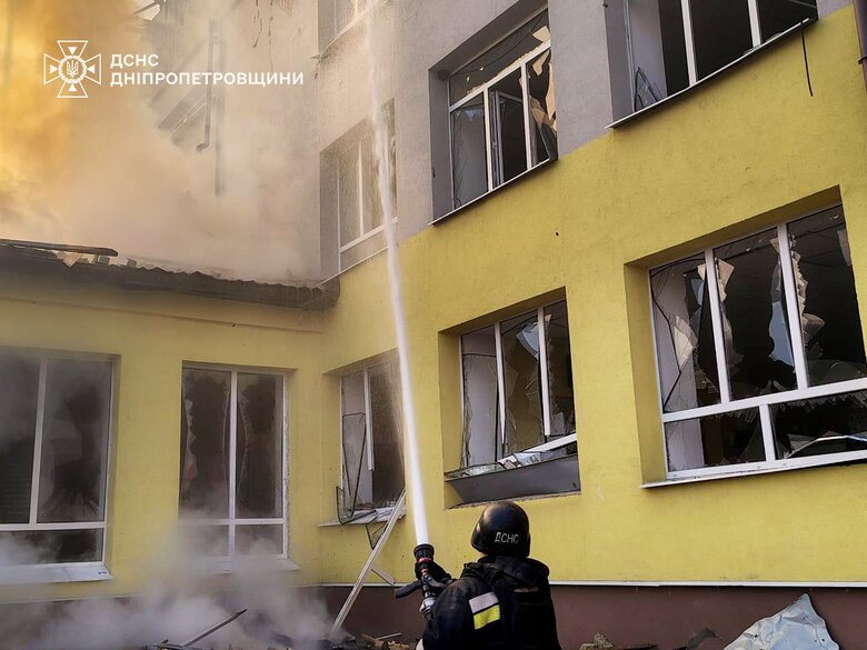 Навчальний заклад атаковано на Дніпропетровщині Що відомо