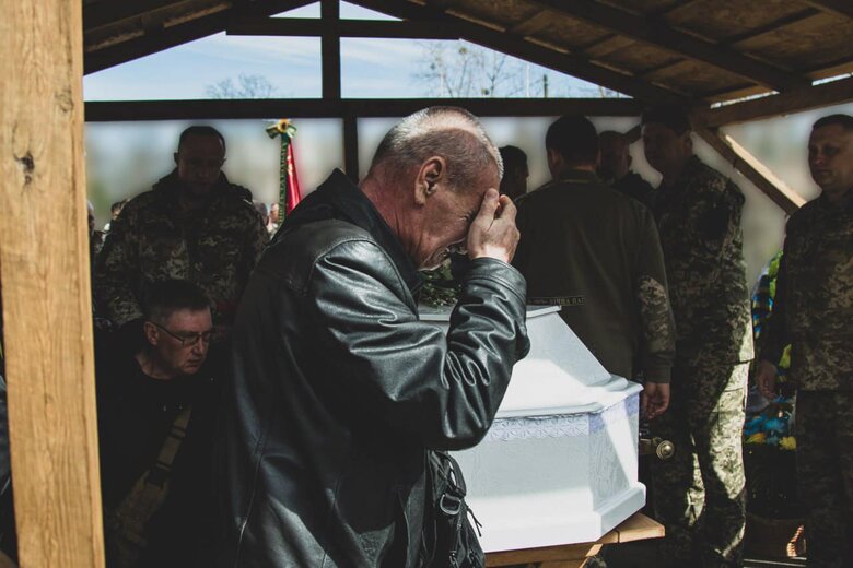 Загиблий пілот Дмитро Фішер