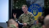 генерал США Кертіс Баззард