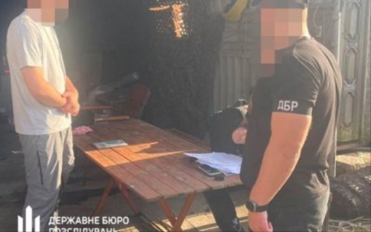 ДБР викрило військовослужбовця на продажі вибухівки: планував збути 6 тонн на понад 7,5 млн грн