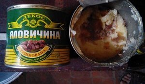 Кабмин решил списать из Госрезерва почти миллион банок тушенки