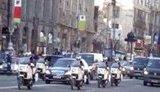"Да чтоб он сдох": к приезду Януковича у уборщиц Винницы забрали выходные и заставили драять тротуар швабрами