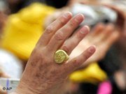 Наша влада одуріла від корупції і кривавих грошей