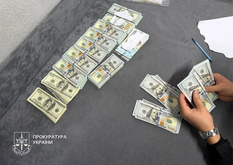 In Kyiv, a neurosurgeon is suspected of being involved in a scheme to issue fictitious disability certificates for 10,000 dollars