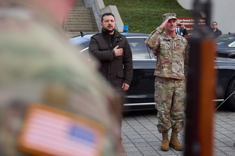 Zelenskyy visited U.S. Army Europe Command in Germany 08