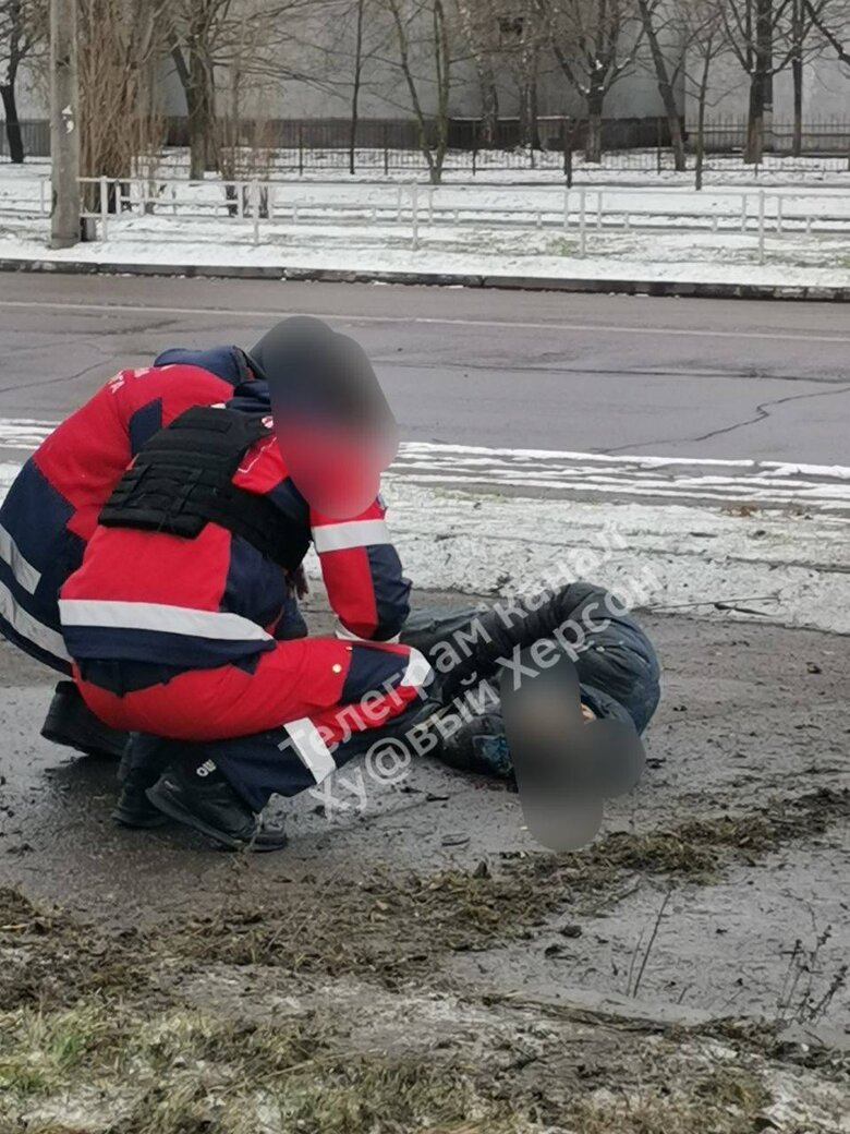 Херсон під масованим артобстрілом. Відомо про багатьох постраждалих, є поранені та загиблі, - ОВА 03