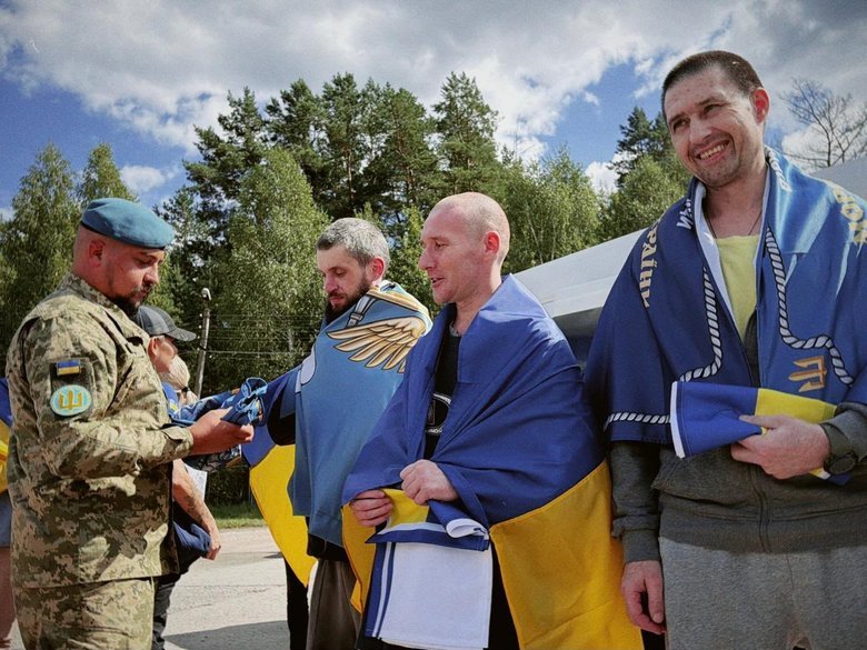 Десятьох воїнів повернули із російського полону 24 серпня: подробиці