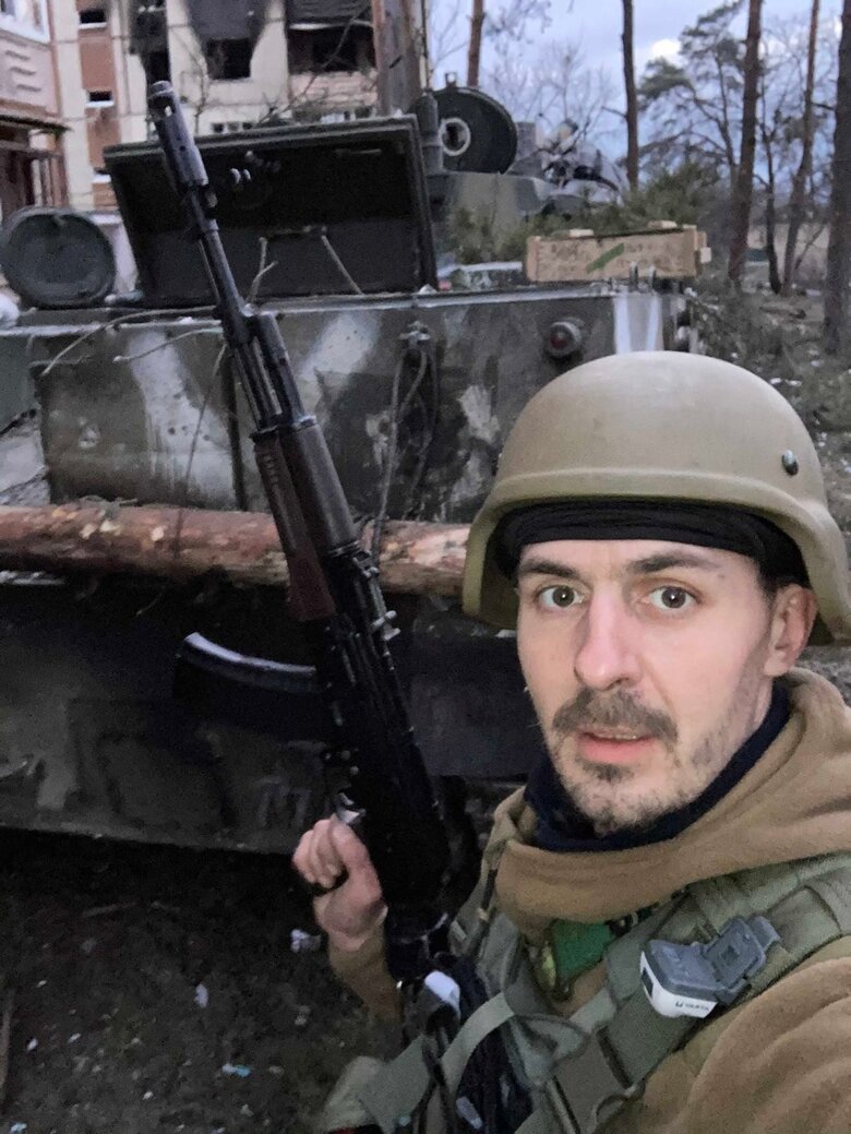 Даня Данський: Нам пощастило, що кацапи – найбільші у світі корупціонери. Якби у них все не розкрадалося, нам зараз було б дуже важко 04 Даня Данський: Нам пощастило, що кацапи – найбільші у світі корупціонери. Якби у них все не розкрадалося, нам зараз було б дуже важко 04