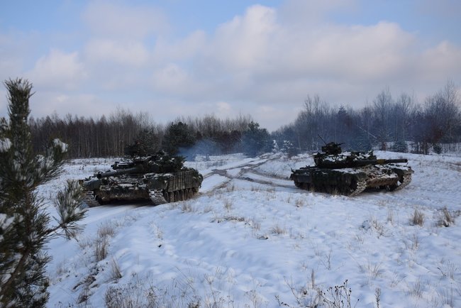 Підрозділи 1-ї окремої танкової бригади ЗСУ провели зимові навчання зі стрільбами 01