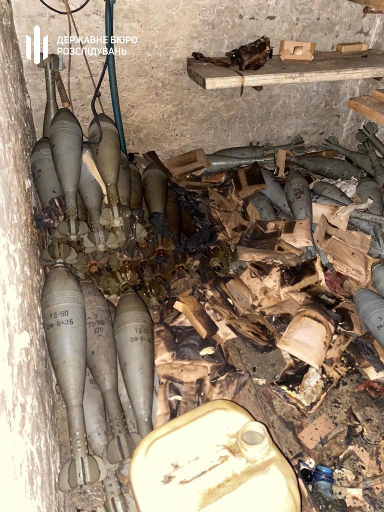 ГБР обнаружило на окраине Балаклеи запасной командный пункт оккупантов с большим арсеналом боеприпасов и техники 12
