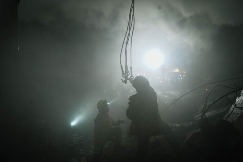 As result of shelling of house in Dnipro, 17 people have already died, search and rescue operations are ongoing, - SES 03