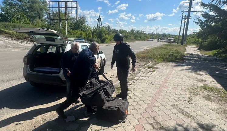 216 тыс. человек остаются на подконтрольной украинской власти территории Донецкой области, - ОВА