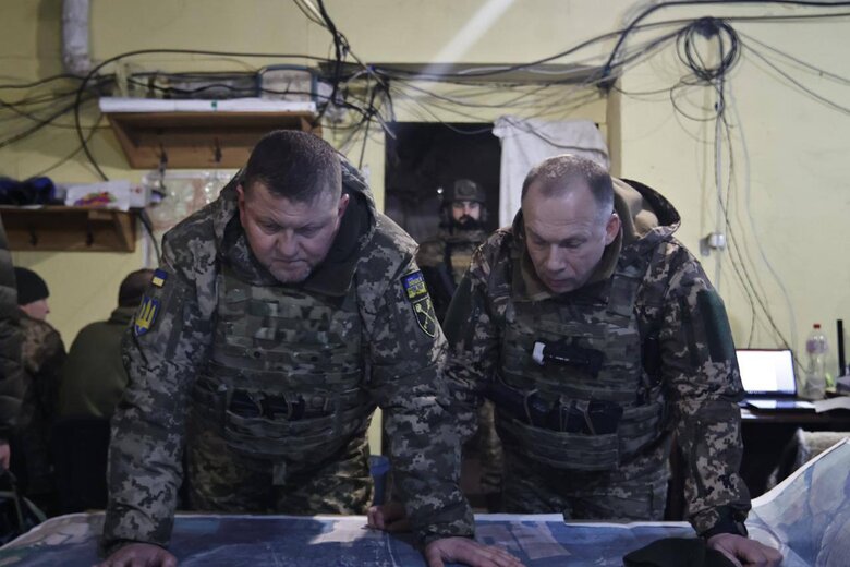 Головнокомандувачу ЗСУ Залужному 50 років. Побратими вітають його з днем народження 01