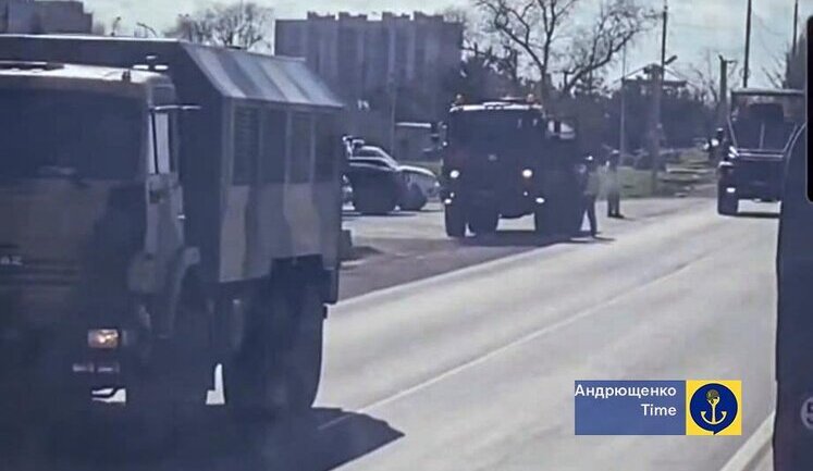 Росіяни нарощують військову присутність у Маріуполі, вже з’явилися нові бази, - міськрада. ФОТО