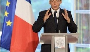 Саркози отказался ехать в Москву на газовый саммит